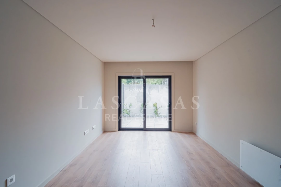 Apartamento T1 para Venda em Cedofeita, Santo Ildefonso, Sé, Miragaia, São Nicolau e Vitória Foto 5