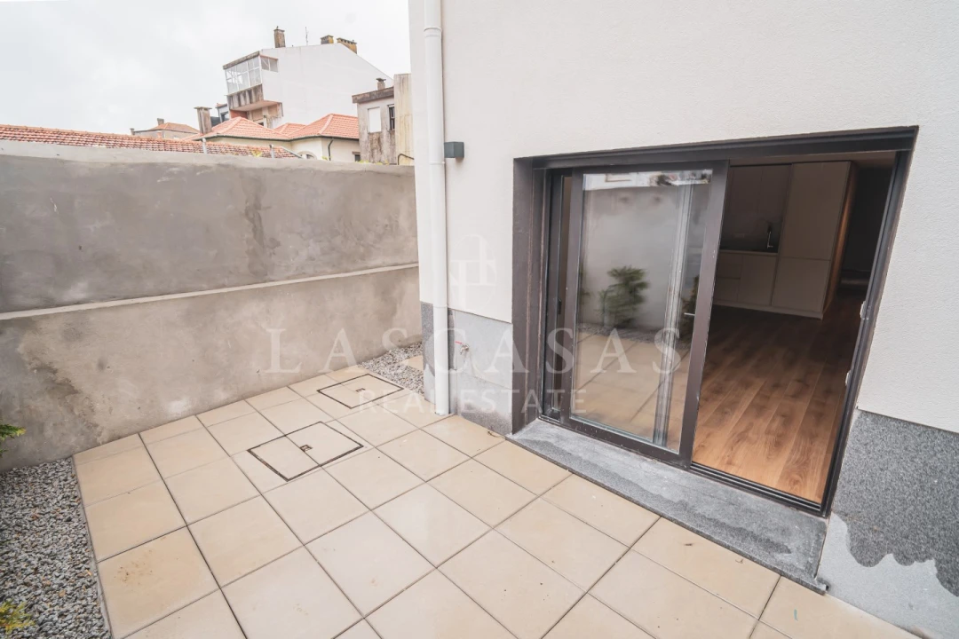 Apartamento T1 para Venda em Cedofeita, Santo Ildefonso, Sé, Miragaia, São Nicolau e Vitória Foto 33