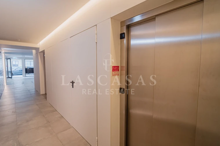 Apartamento T1 para Venda em Cedofeita, Santo Ildefonso, Sé, Miragaia, São Nicolau e Vitória Foto 18
