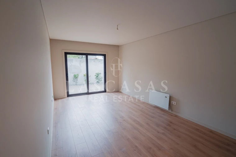 Apartamento T1 para Venda em Cedofeita, Santo Ildefonso, Sé, Miragaia, São Nicolau e Vitória Foto 24