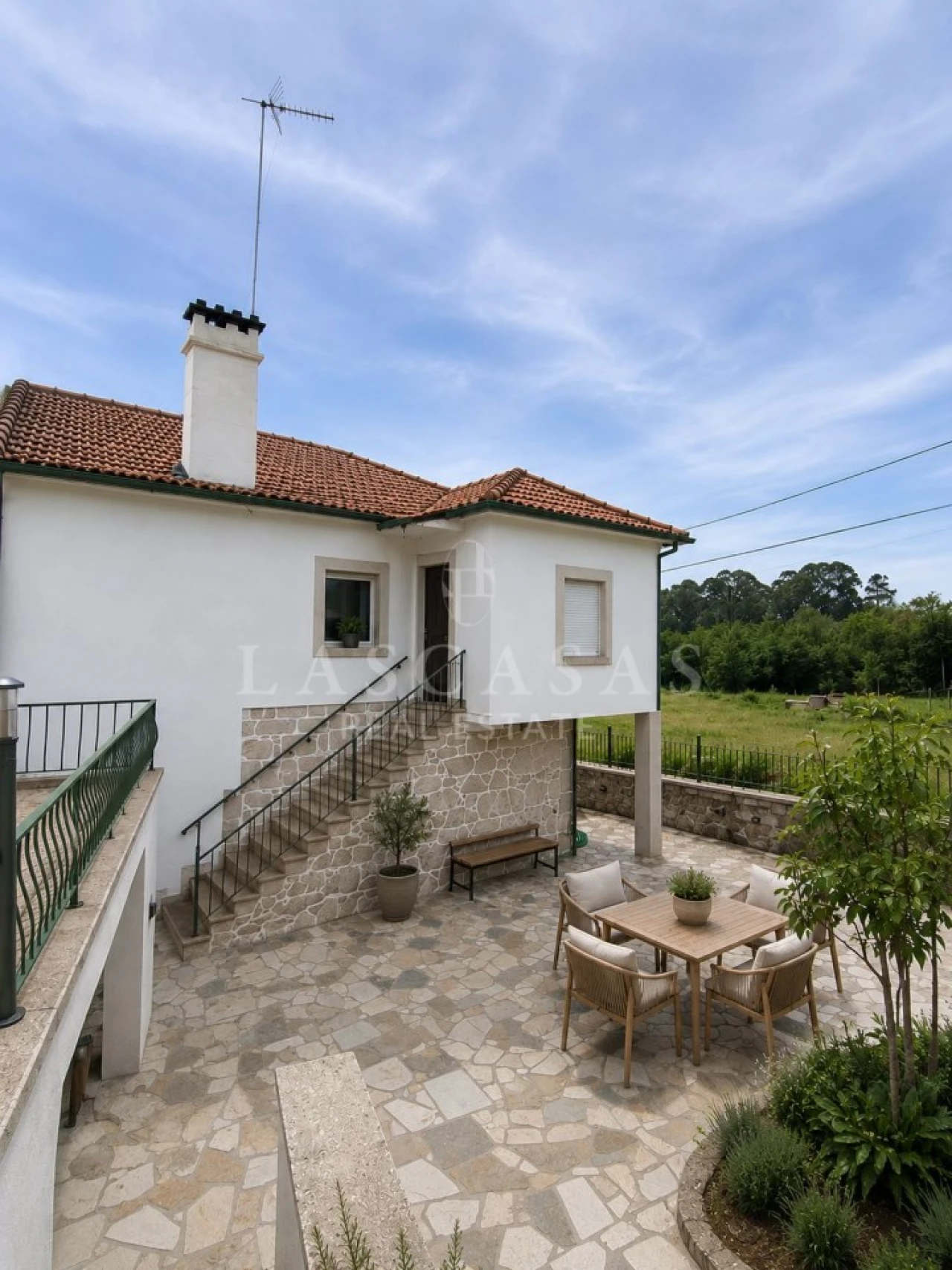 Moradia T4 para Venda em Vila de Punhe Foto 4
