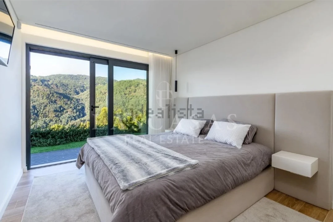 Moradia T4 para Venda em Louredo Foto 23