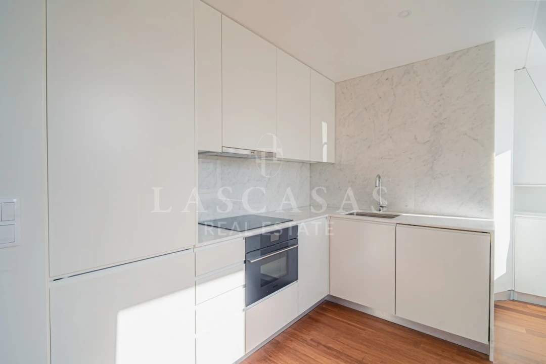 Apartamento T3 para Venda em Arroios Foto 11