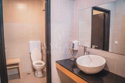 Armazém para Venda em Rebordosa