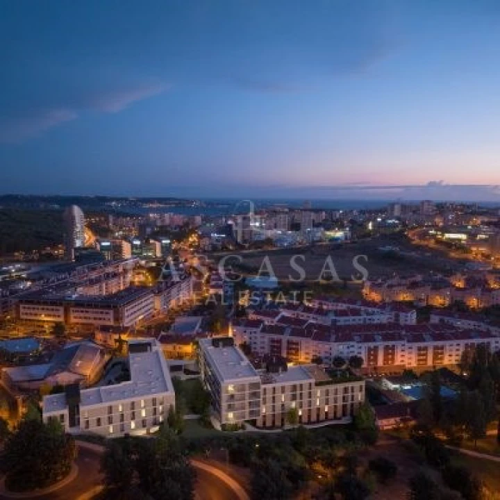Apartamento T2 para Venda em Carnaxide e Queijas Foto 21