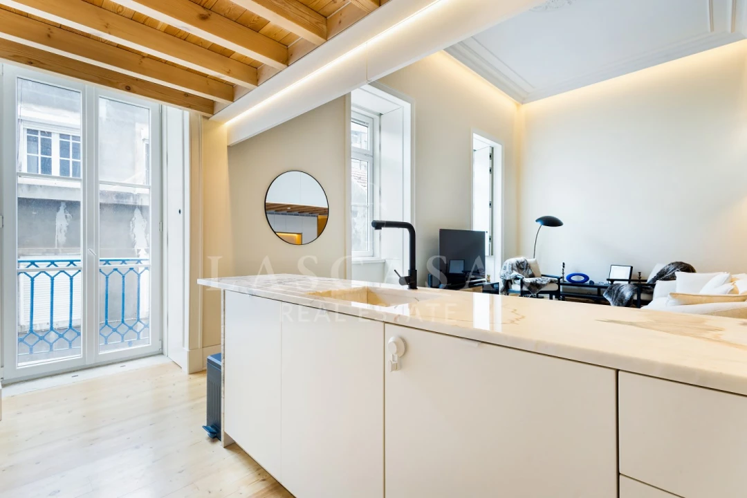 Apartamento T2 para Venda em Santo António Foto 17