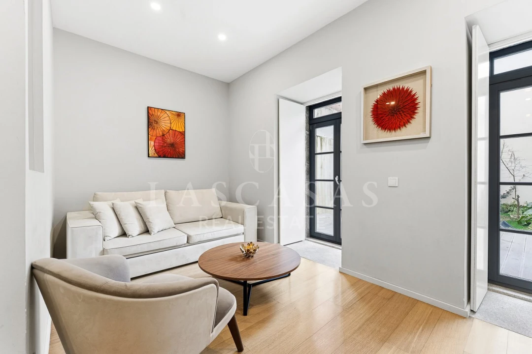 Apartamento T1 para Venda em Cedofeita, Santo Ildefonso, Sé, Miragaia, São Nicolau e Vitória Foto 1