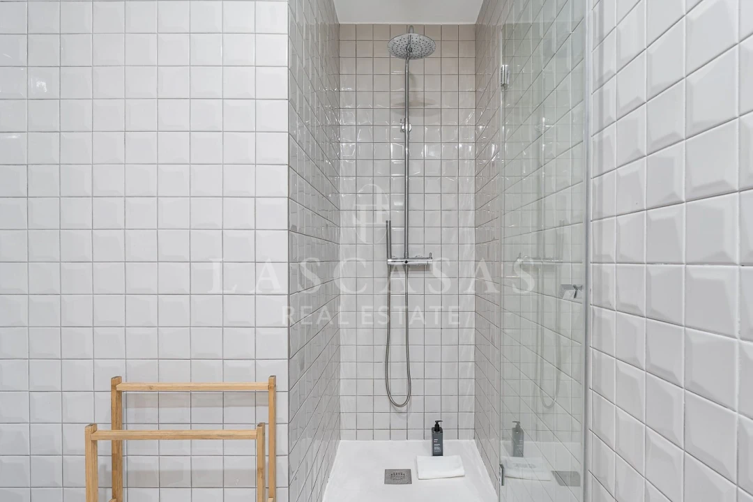 Apartamento T1 para Venda em Cedofeita, Santo Ildefonso, Sé, Miragaia, São Nicolau e Vitória Foto 8