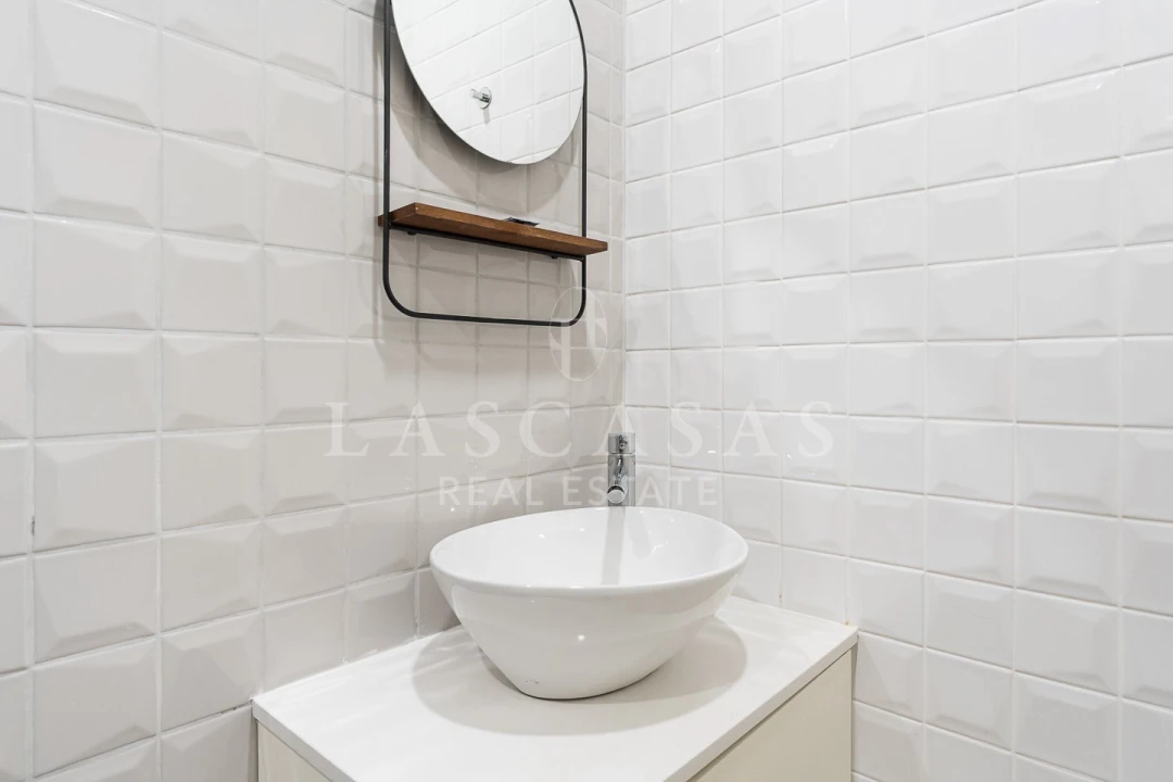 Apartamento T1 para Venda em Cedofeita, Santo Ildefonso, Sé, Miragaia, São Nicolau e Vitória Foto 9