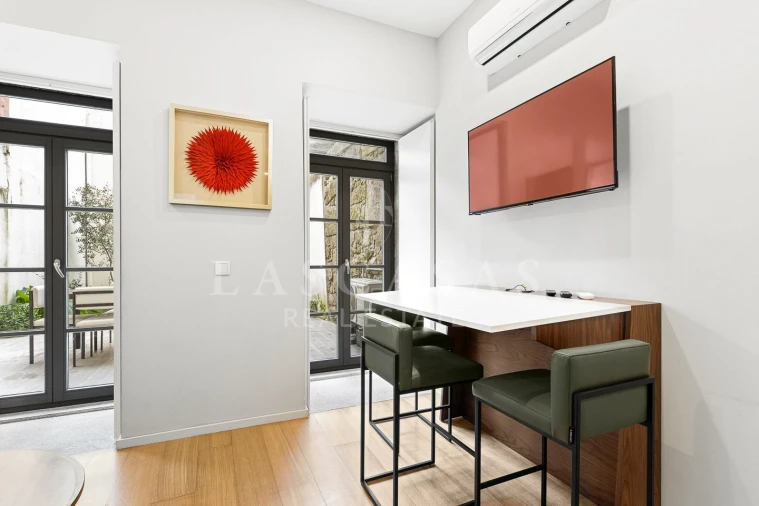 Apartamento T1 para Venda em Cedofeita, Santo Ildefonso, Sé, Miragaia, São Nicolau e Vitória Foto 13