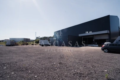 Armazém para Venda em Frazão Arreigada