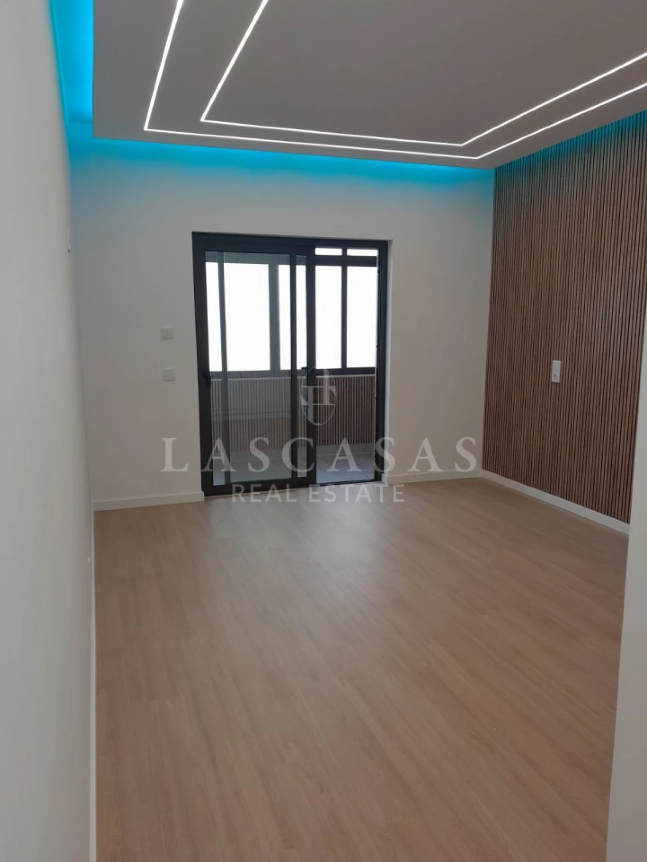 Apartamento T3 para Venda em Quarteira Foto 8