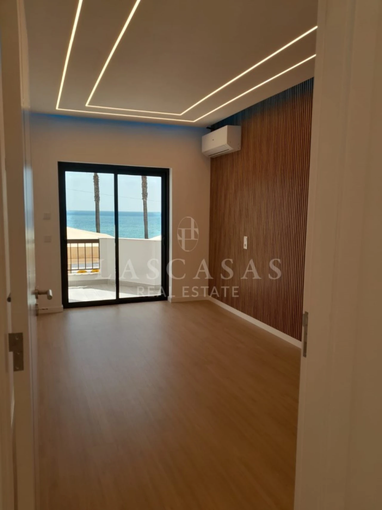 Apartamento T3 para Venda em Quarteira Foto 13