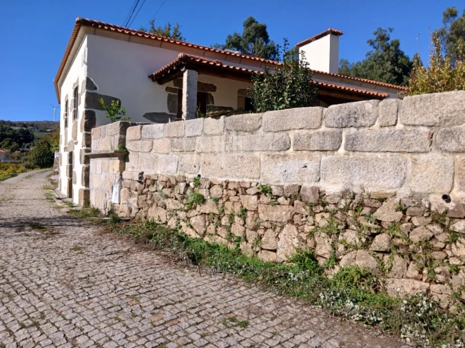 Moradia T5 para Venda em Gestaço Foto 17