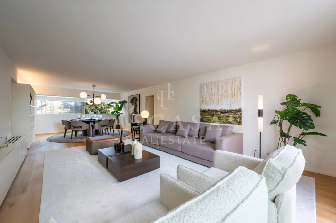 Apartamento T3 para Venda em Areeiro Foto 1