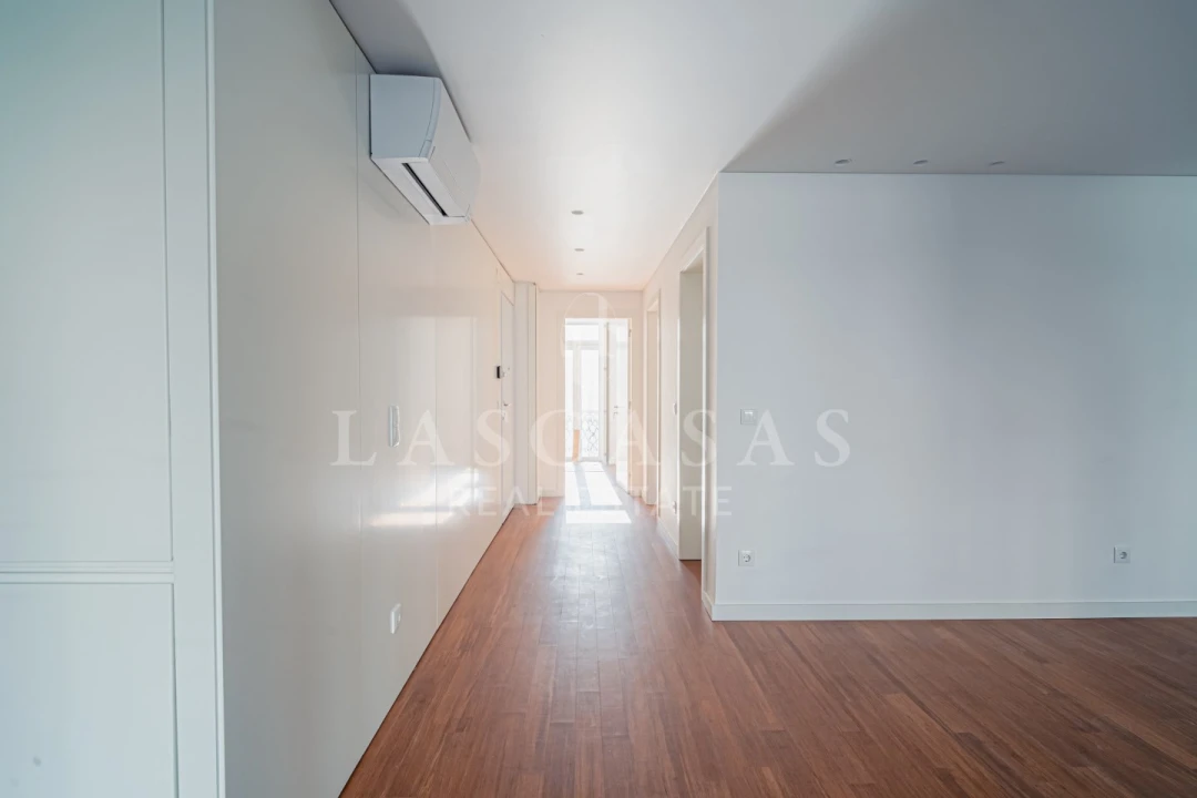 Apartamento T2 para Venda em Arroios Foto 12