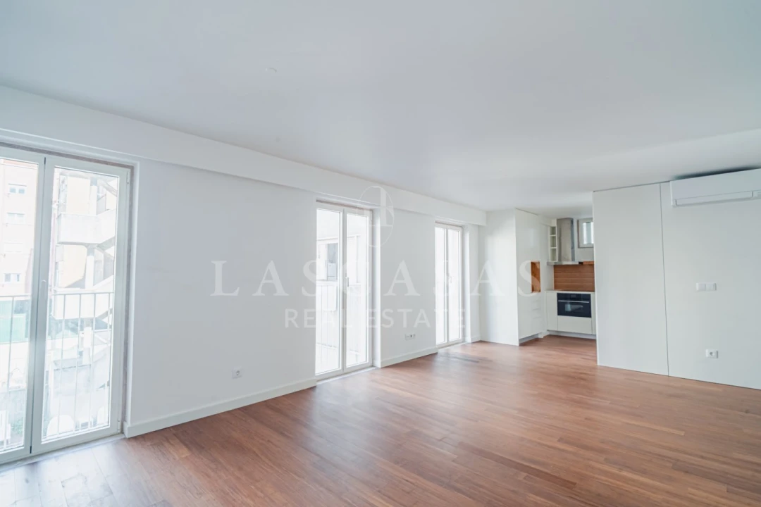 Apartamento T2 para Venda em Arroios Foto 2