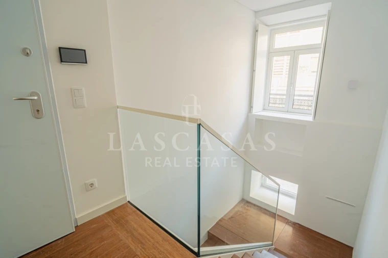 Apartamento T3 para Venda em Arroios Foto 13