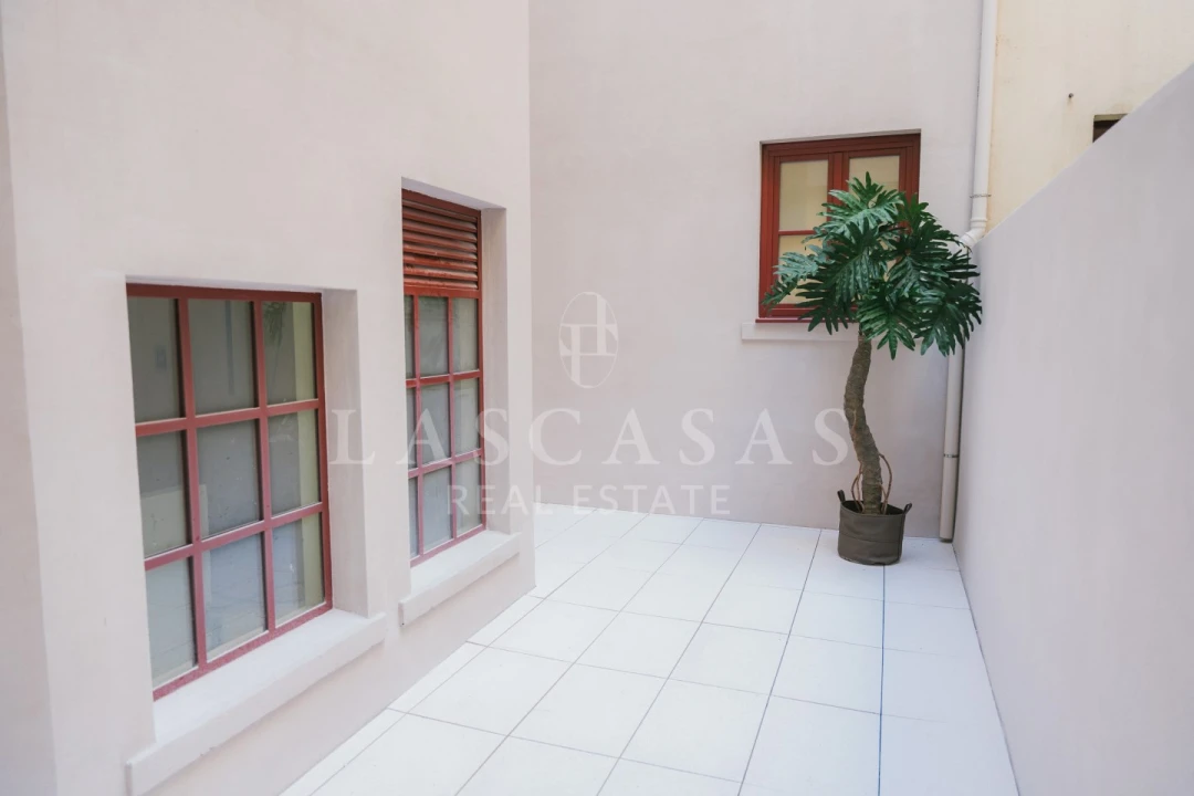 Apartamento T1 para Venda em Cedofeita, Santo Ildefonso, Sé, Miragaia, São Nicolau e Vitória Foto 8