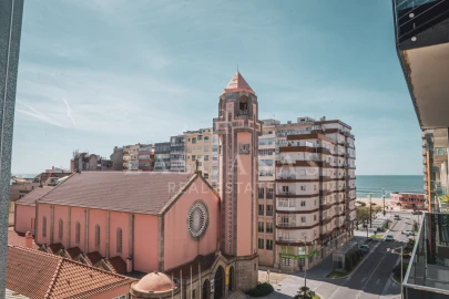 Apartamento T3 para Venda em Póvoa de Varzim, Beiriz e Argivai