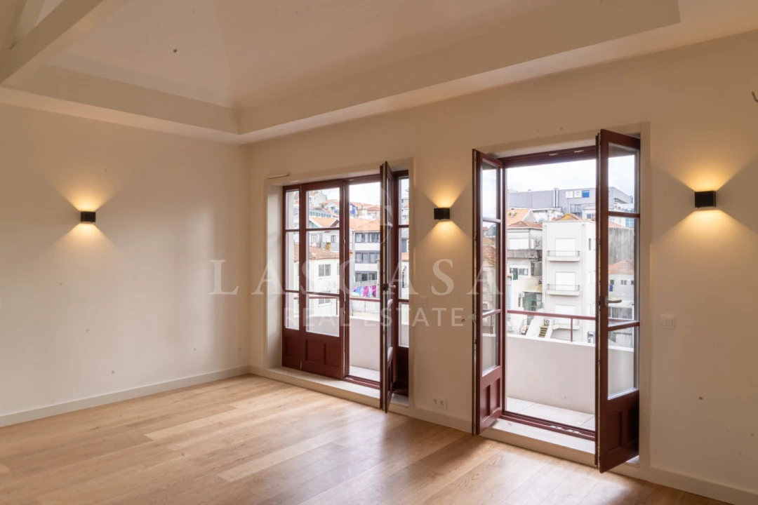 Apartamento T1 para Venda em Cedofeita, Santo Ildefonso, Sé, Miragaia, São Nicolau e Vitória Foto 3