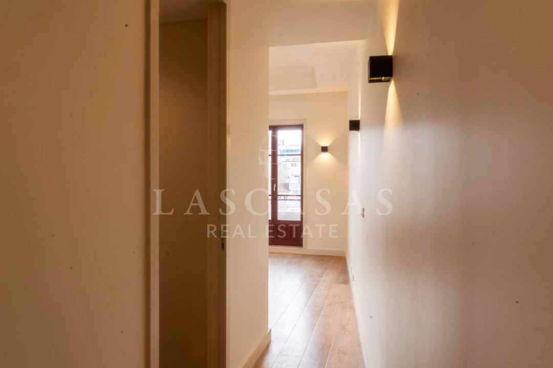 Apartamento T1 para Venda em Cedofeita, Santo Ildefonso, Sé, Miragaia, São Nicolau e Vitória Foto 9