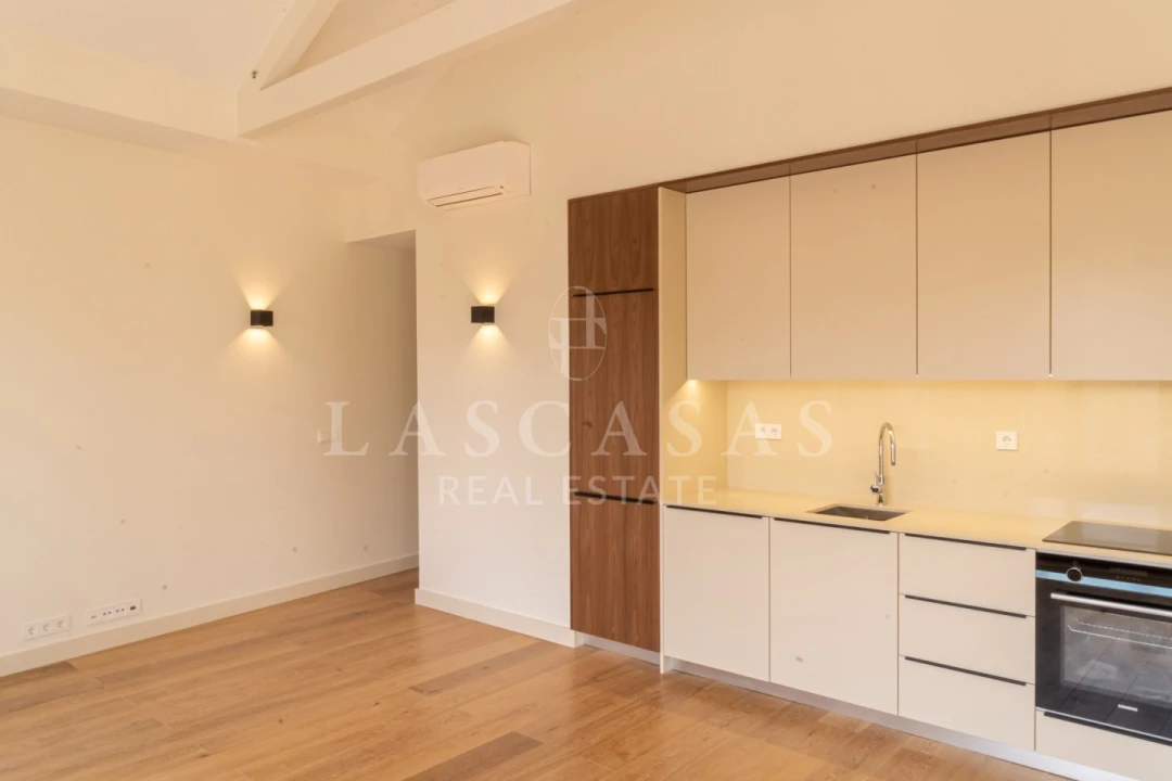 Apartamento T1 para Venda em Cedofeita, Santo Ildefonso, Sé, Miragaia, São Nicolau e Vitória Foto 17