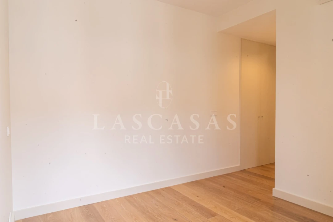 Apartamento T1 para Venda em Cedofeita, Santo Ildefonso, Sé, Miragaia, São Nicolau e Vitória Foto 21