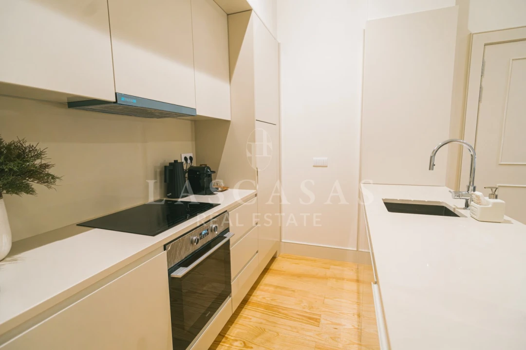 Apartamento T2 para Venda em Cedofeita, Santo Ildefonso, Sé, Miragaia, São Nicolau e Vitória Foto 7