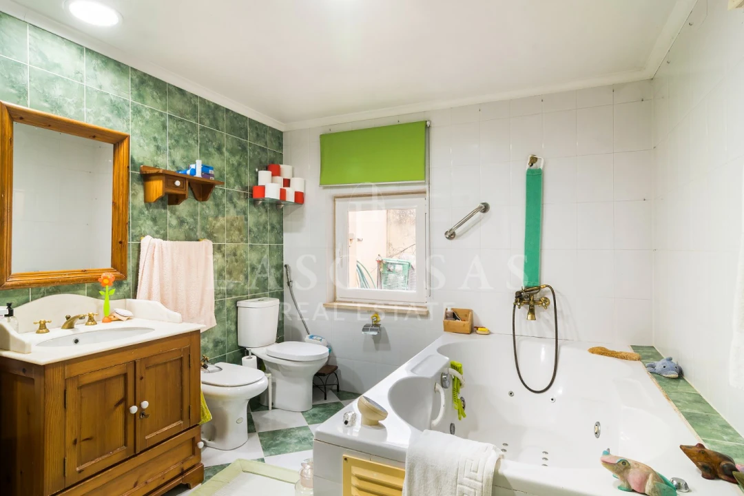 Quinta T2 para Venda em Colares Foto 17