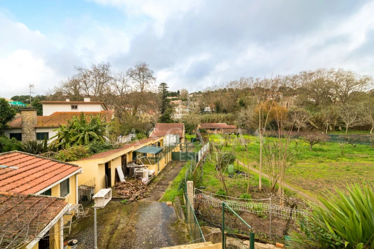 Quinta T2 para Venda em Colares Foto 21