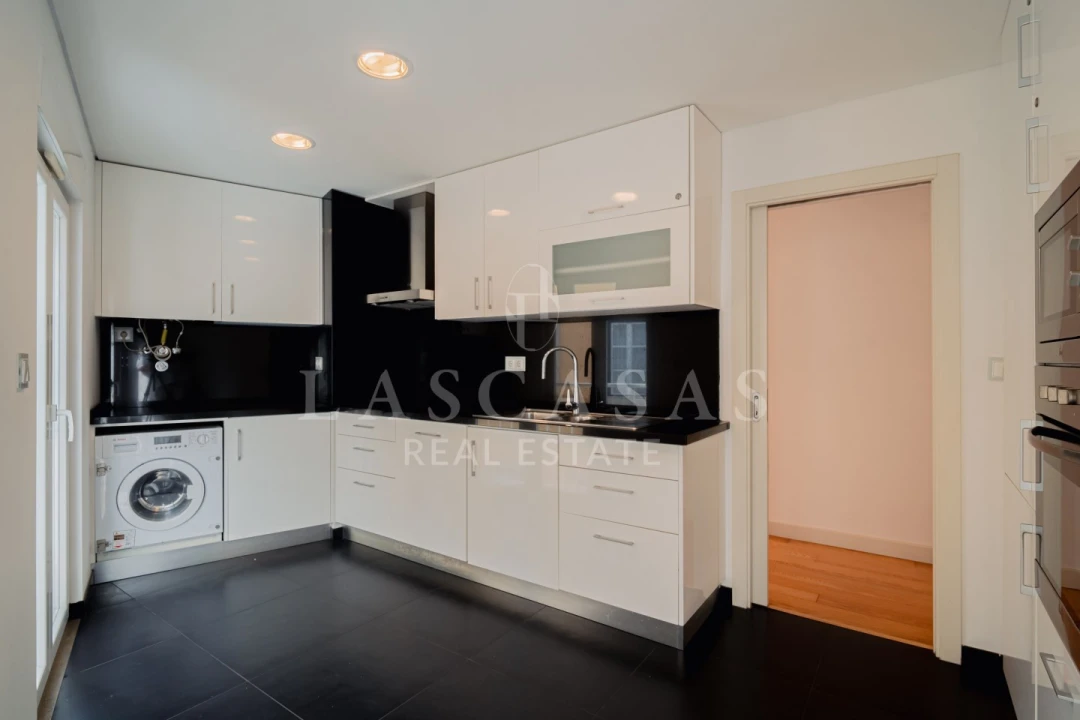 Apartamento T2 para Venda em Santo António Foto 16
