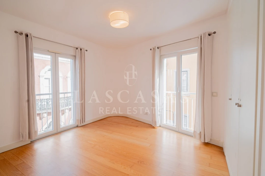 Apartamento T2 para Venda em Santo António Foto 5
