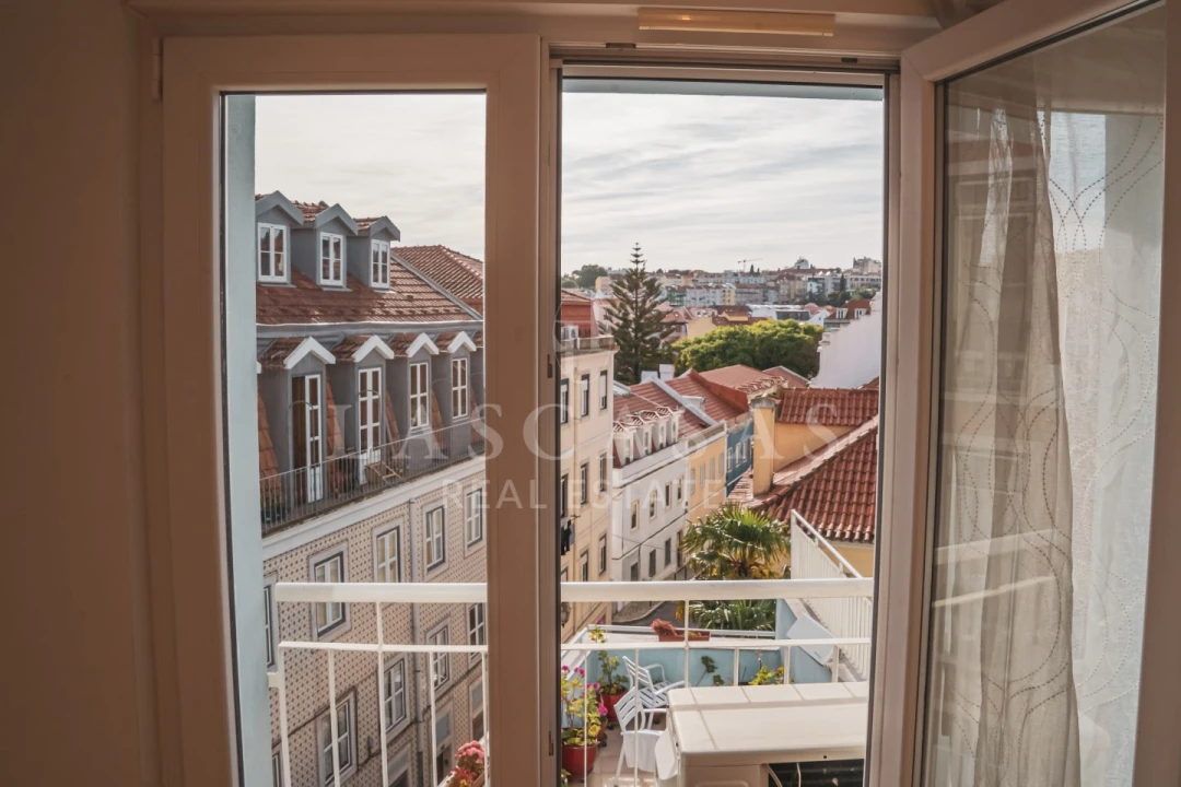 Apartamento T2 para Venda em Santo António Foto 29