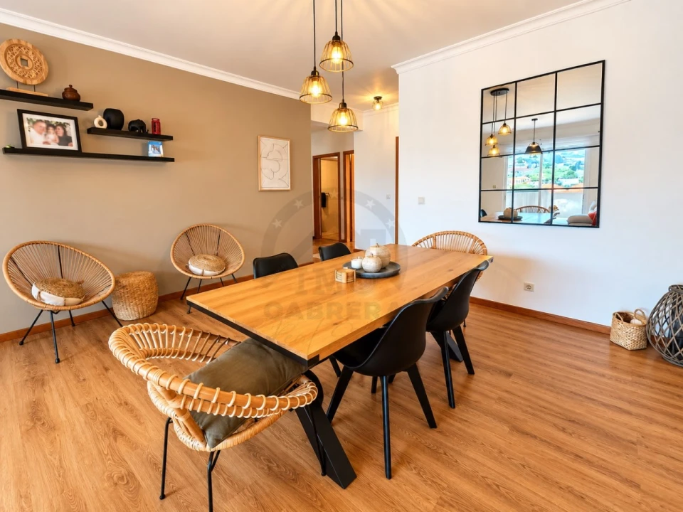 Apartamento T2 para Venda em Caniço Foto 8