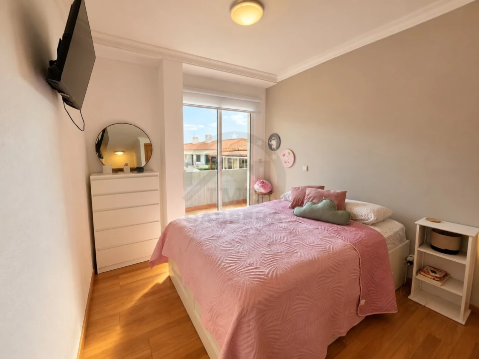 Apartamento T2 para Venda em Caniço Foto 23