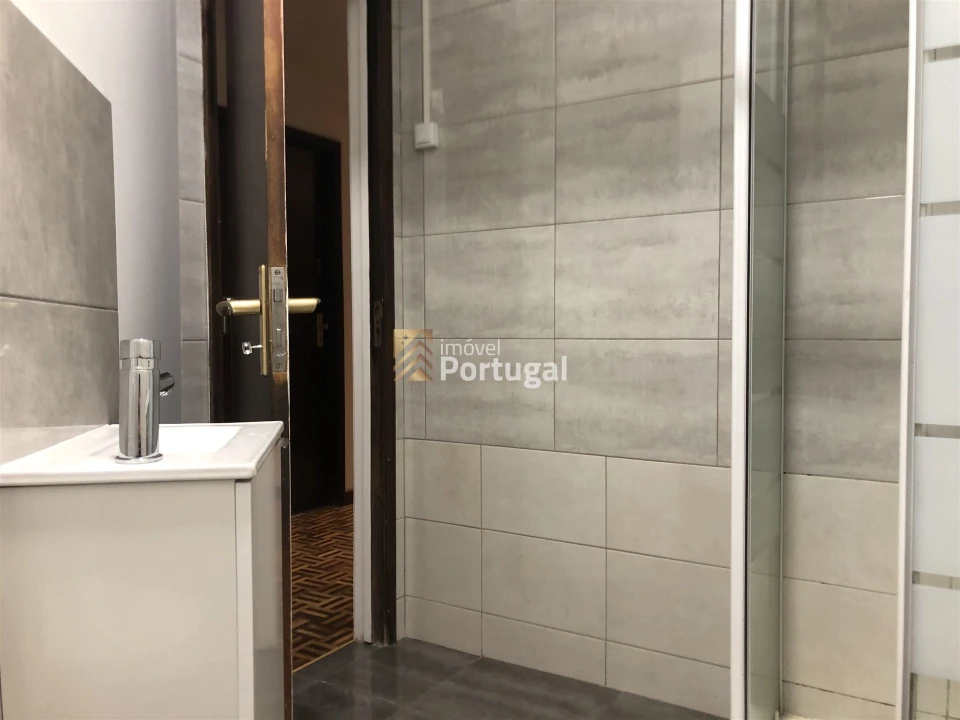 Apartamento T6 para Venda em Braga (São José de São Lázaro e São João do Souto) Foto 10