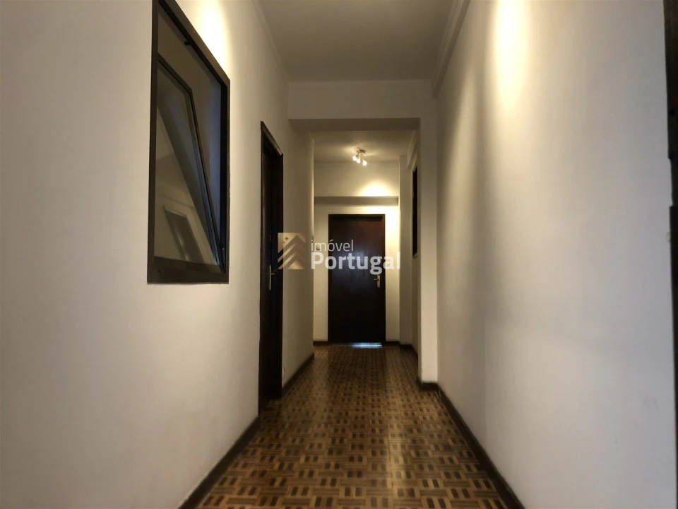 Apartamento T6 para Venda em Braga (São José de São Lázaro e São João do Souto) Foto 6