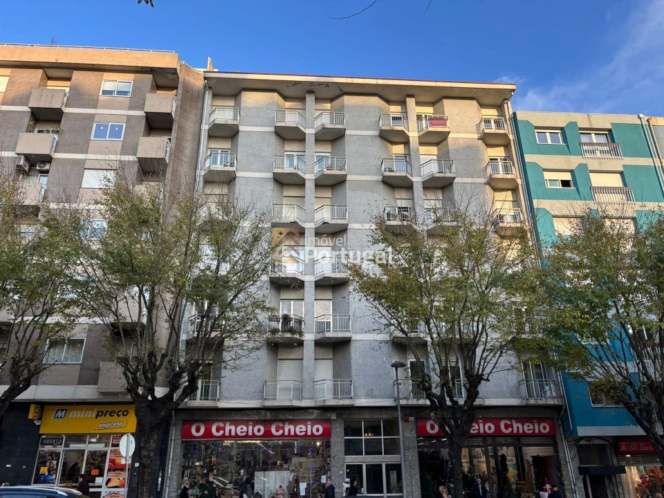 Apartamento T6 para Venda em Braga (São José de São Lázaro e São João do Souto) Foto 12