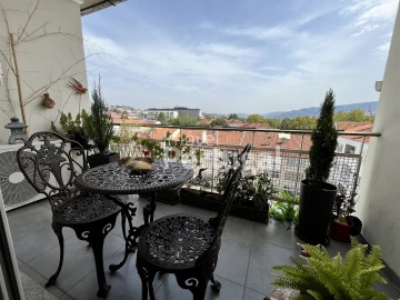 Apartamento T5 para Venda em Braga (São José de São Lázaro e São João do Souto)