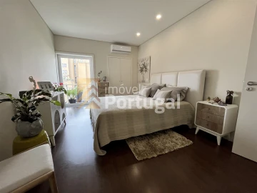 Apartamento T5 para Venda em Braga (São José de São Lázaro e São João do Souto)