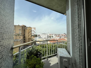 Apartamento T5 para Venda em Braga (São José de São Lázaro e São João do Souto)