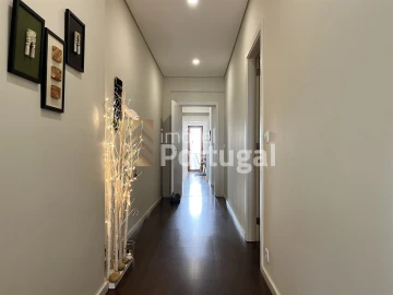 Apartamento T5 para Venda em Braga (São José de São Lázaro e São João do Souto)