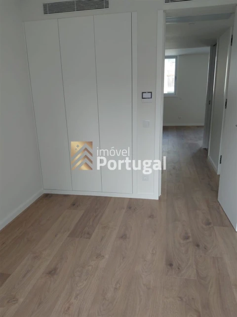 Apartamento T1 para Arrendamento em Cedofeita, Santo Ildefonso, Sé, Miragaia, São Nicolau e Vitória