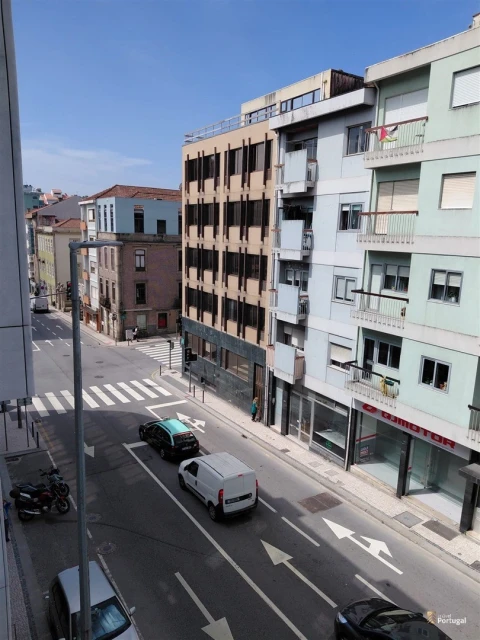 Apartamento T1 para Arrendamento em Cedofeita, Santo Ildefonso, Sé, Miragaia, São Nicolau e Vitória
