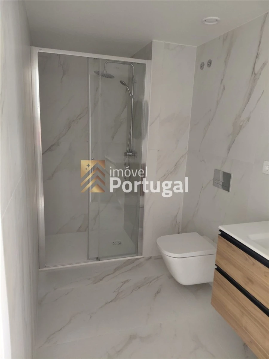 Apartamento T1 para Arrendamento em Cedofeita, Santo Ildefonso, Sé, Miragaia, São Nicolau e Vitória Foto 38