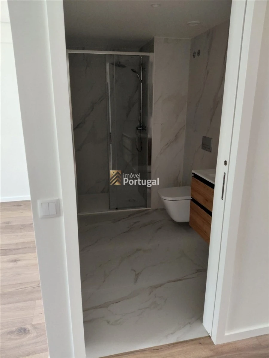 Apartamento T1 para Arrendamento em Cedofeita, Santo Ildefonso, Sé, Miragaia, São Nicolau e Vitória Foto 21
