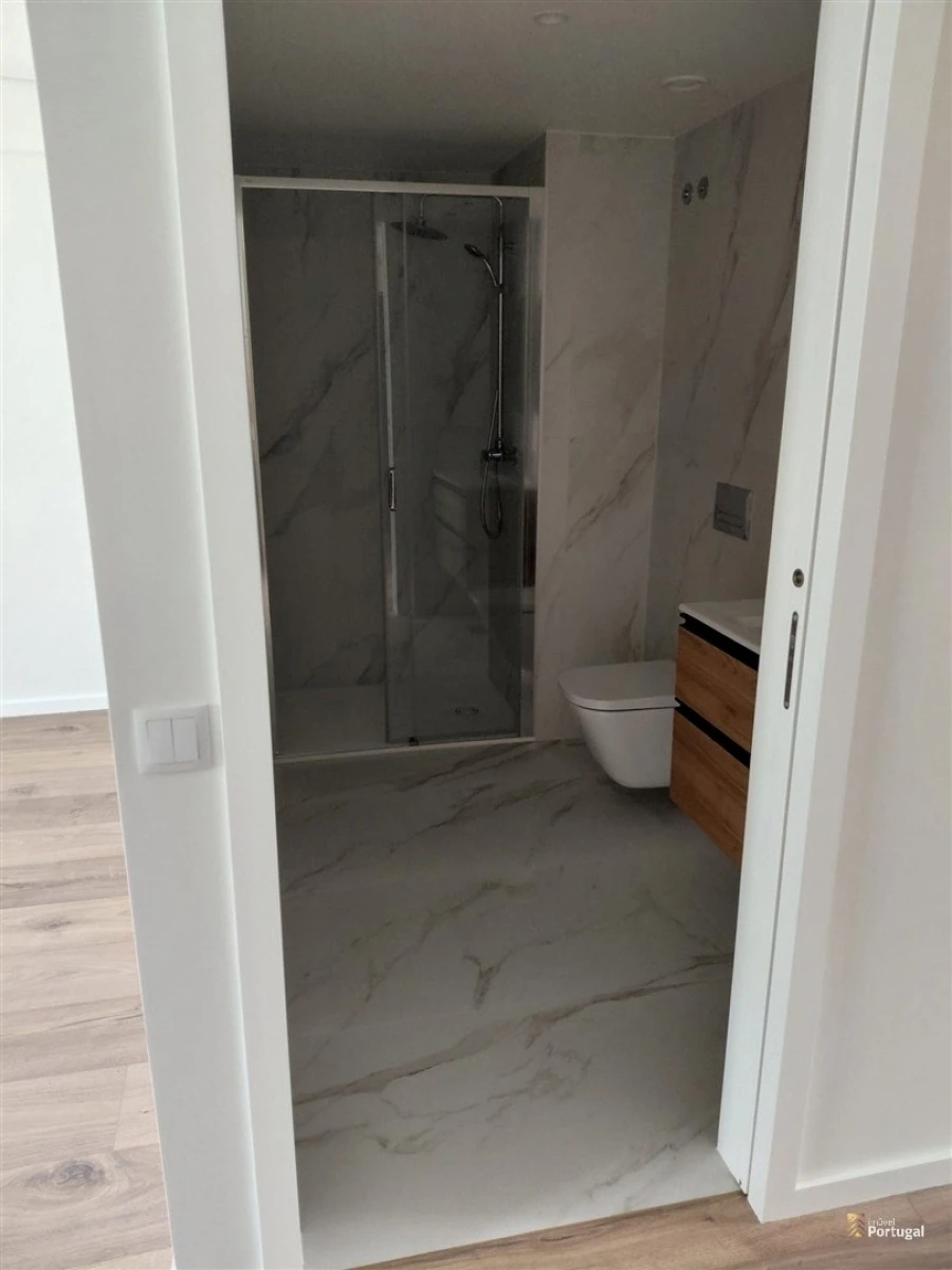 Apartamento T1 para Arrendamento em Cedofeita, Santo Ildefonso, Sé, Miragaia, São Nicolau e Vitória Foto 6