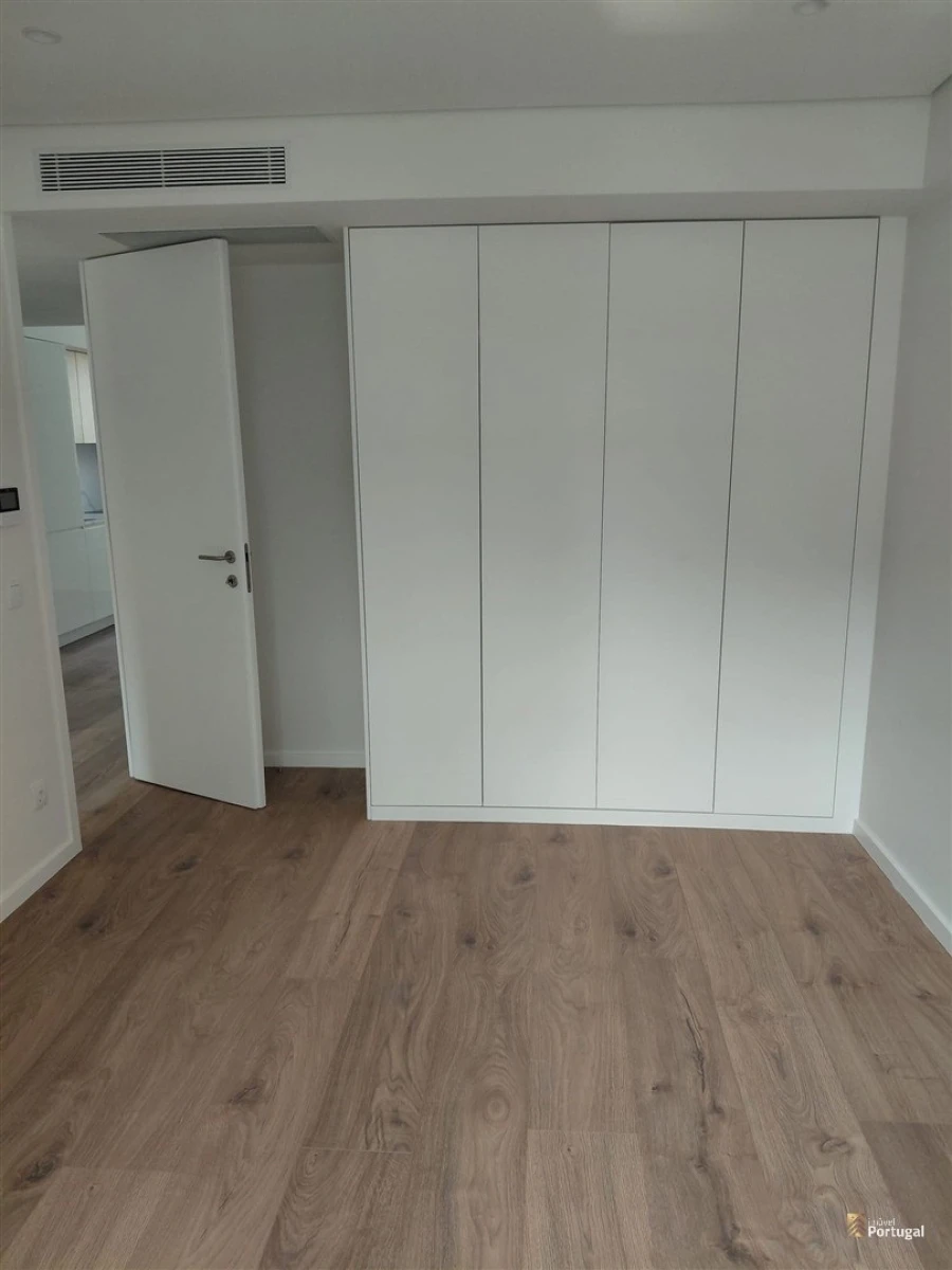 Apartamento T1 para Arrendamento em Cedofeita, Santo Ildefonso, Sé, Miragaia, São Nicolau e Vitória Foto 12