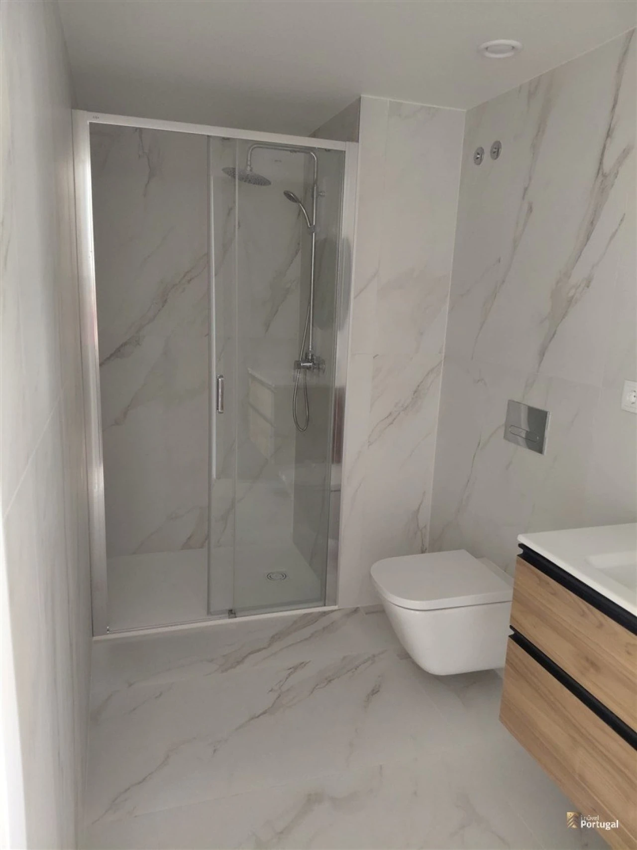 Apartamento T1 para Arrendamento em Cedofeita, Santo Ildefonso, Sé, Miragaia, São Nicolau e Vitória Foto 8